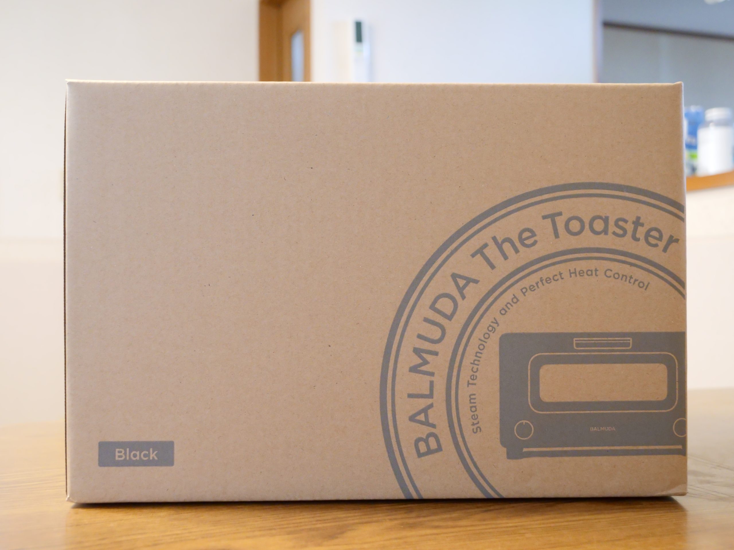 バルミューダー箱