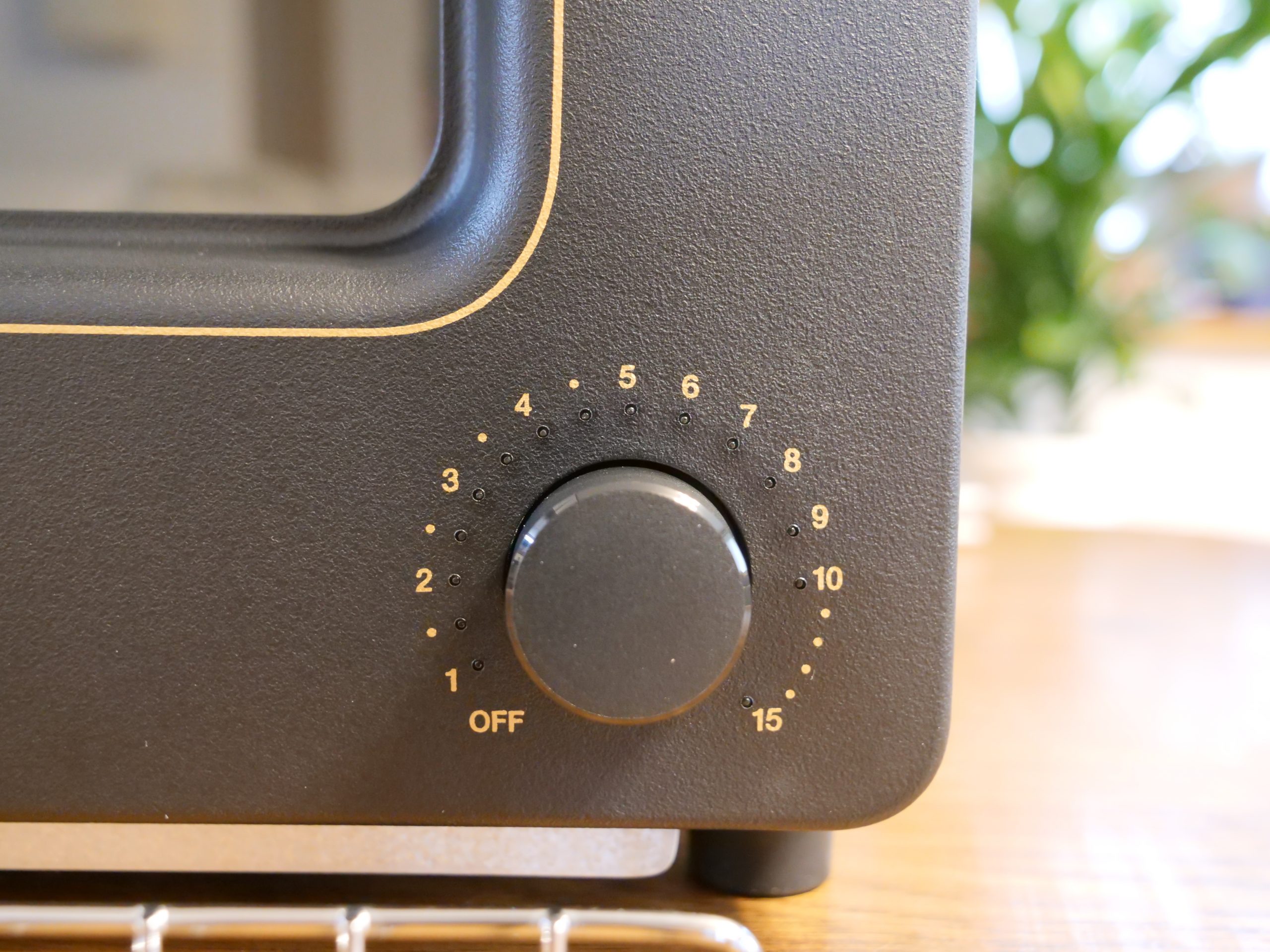 バルミューダ_ダイアル2