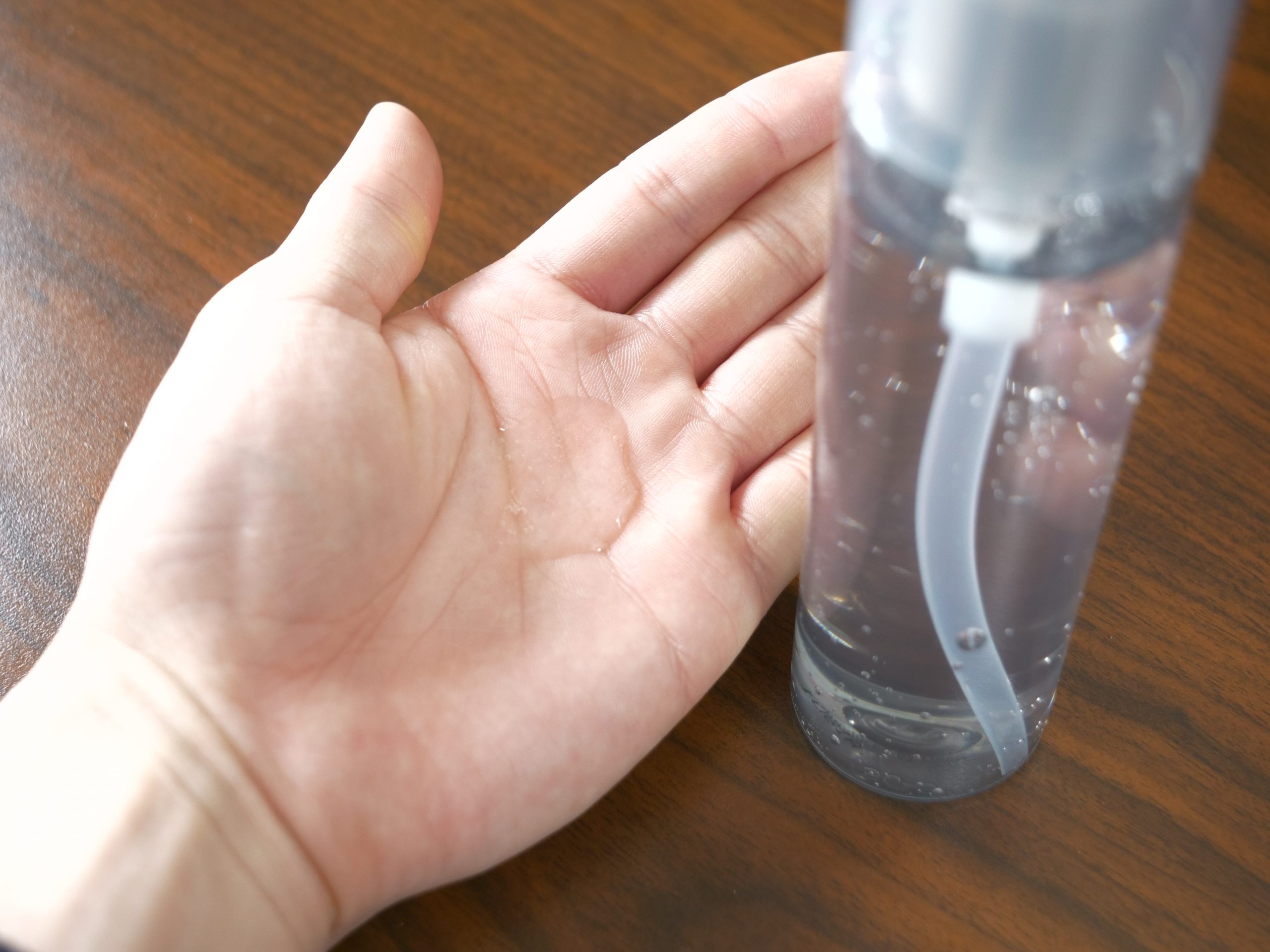 オルビスミスターNEW_化粧水テクスチャー