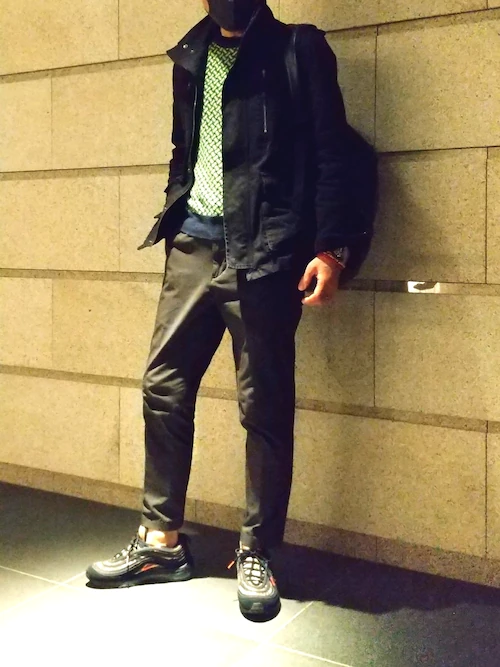 チノパンの選び方_ストレートがおすすめ