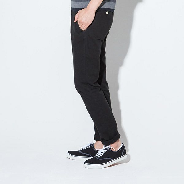 黒スキニーの着こなし方